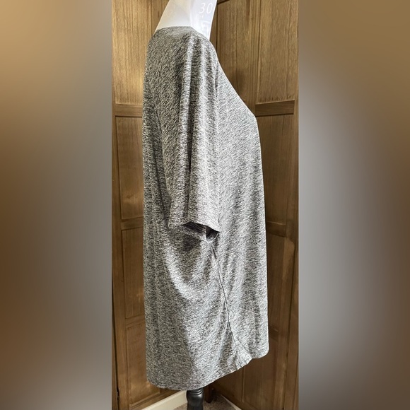 NWT Men’s XXL Under Armour THE TECH TEE. - Picture 6 of 8